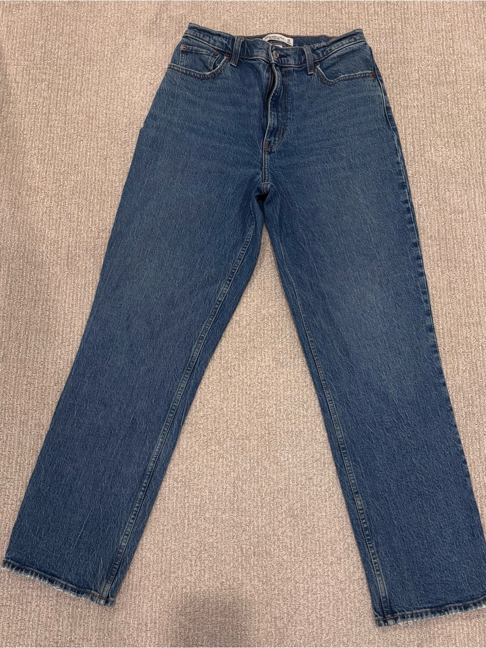 Abercrombie 90s ultra high rise straight leg Jean - Picture 2 of 6